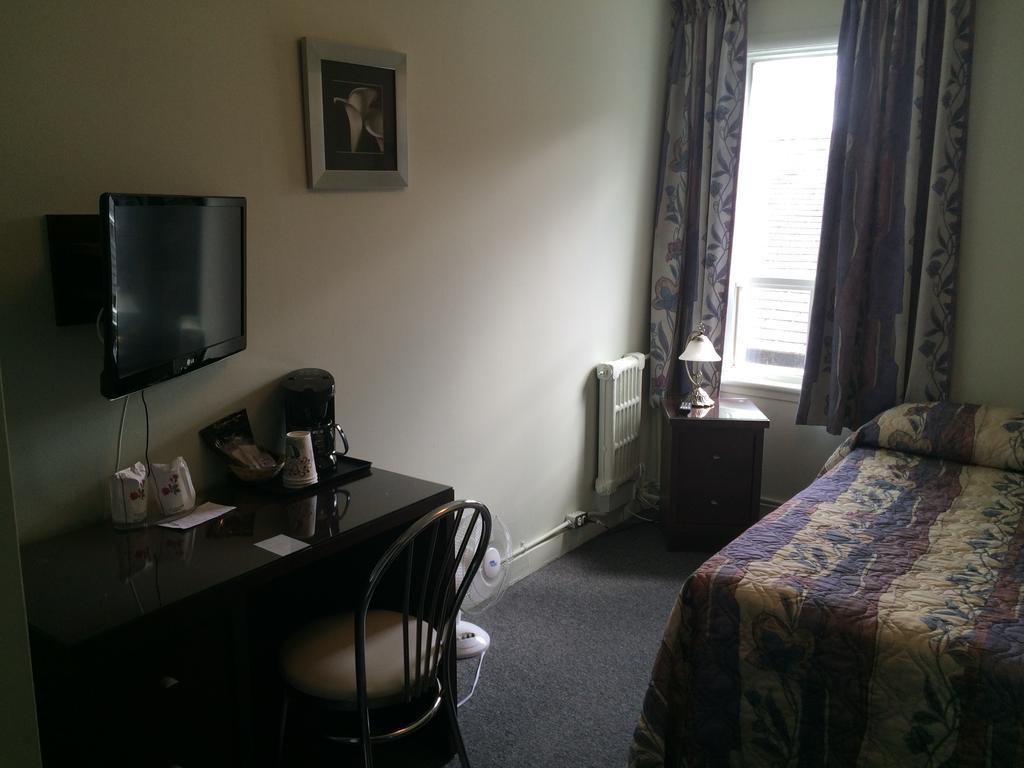 Auberge Centre Ville Chicoutimi Cameră foto